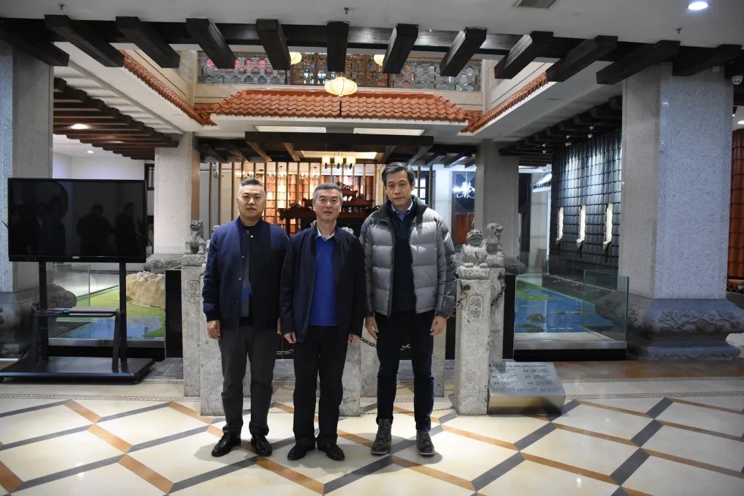 企业快讯 | 中国建筑卫生陶瓷协会会长缪斌一行莅临0033990威尼斯瓦业参观交流